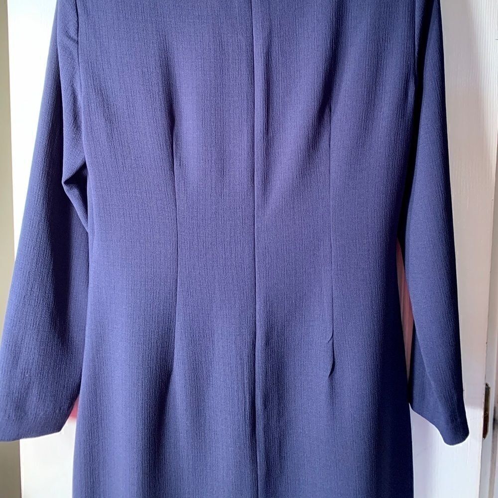 Chic Classic Navy Blue Crepe Dress Size 6P - Picture 5 of 6